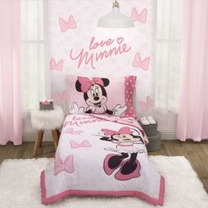Disney Minnie Mouse 3-Piece Love Minnie Toddler Bedding Set